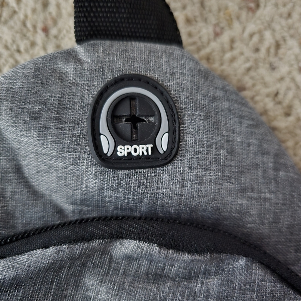 Sling backpack - Picture 3 of 4
